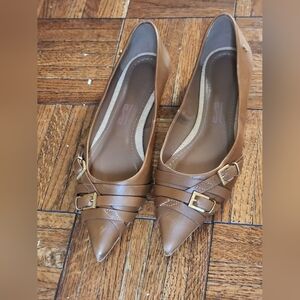 Santa Lolla Women’s Brown Pointed Toe Flats Size 9B Buckle Strap Pre-Owned